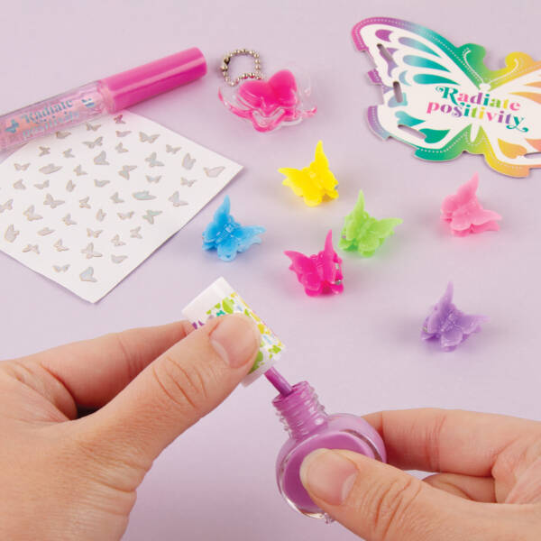Butterfly Dreams Cosmetic Set - Image 5