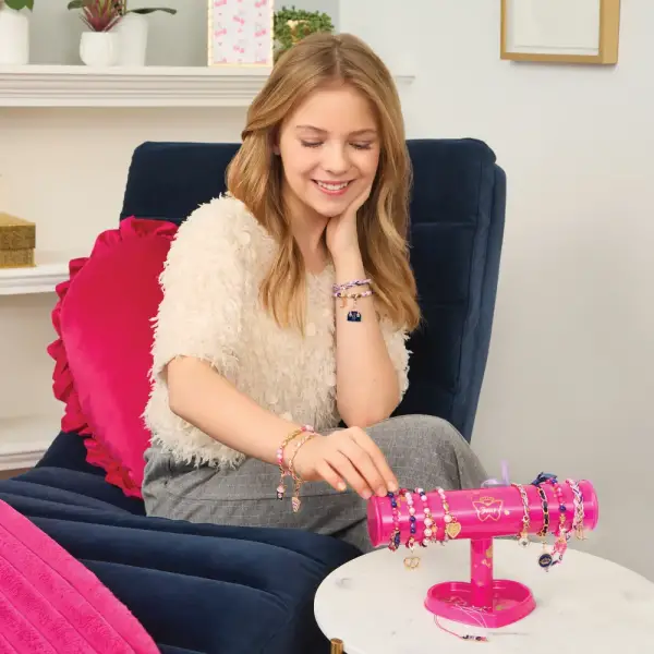 Juicy Couture Dazzle and Display DIY Bracelets - Image 6